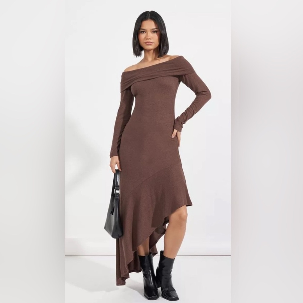 3/$15 19 Cooper Off-the-Shoulder Brown Long Sleeve Midi Dress Small